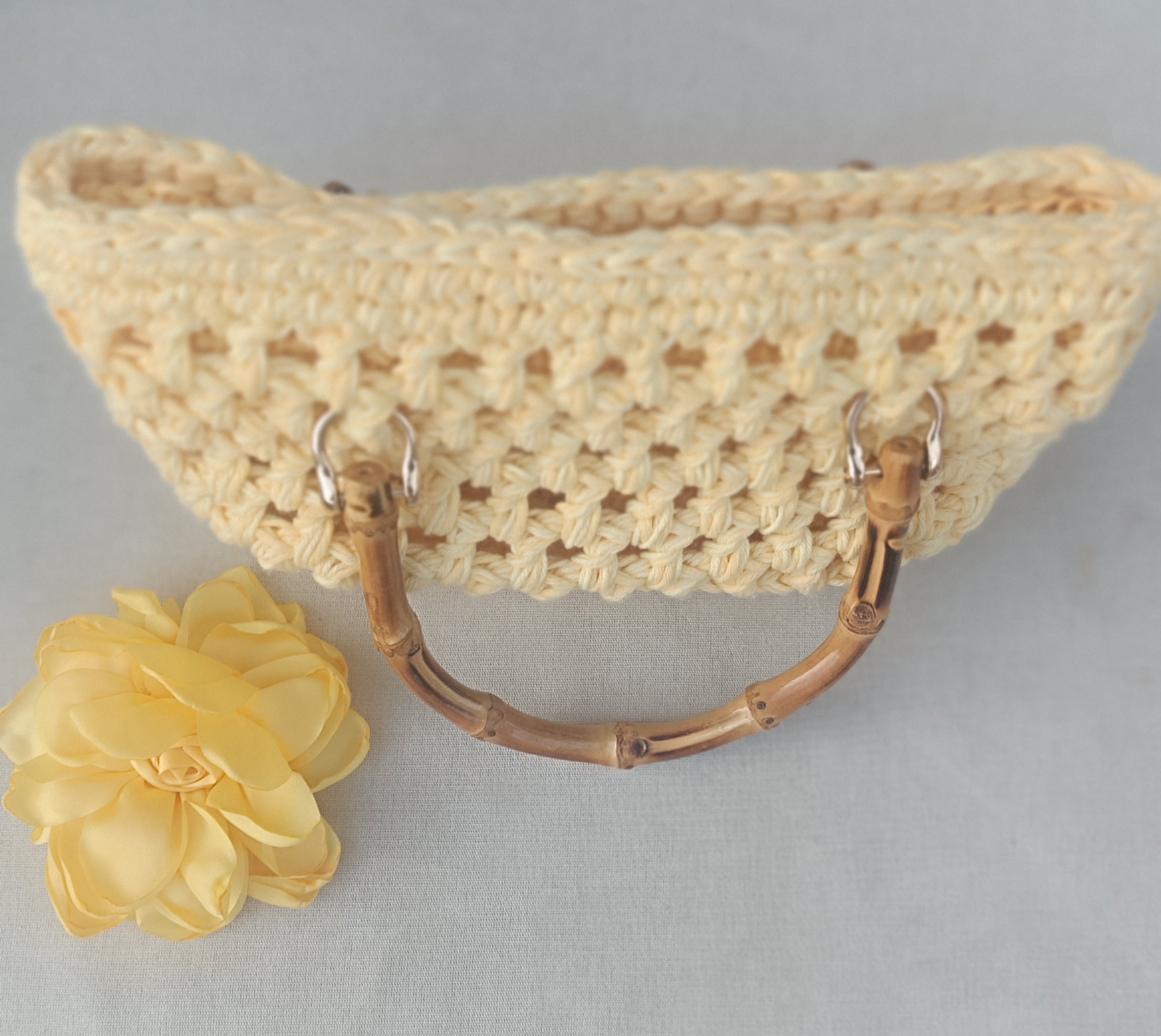 Hand bag