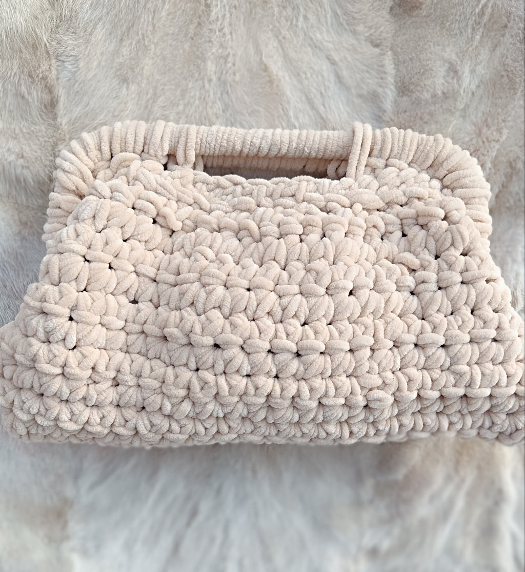 Clutch Viana arena