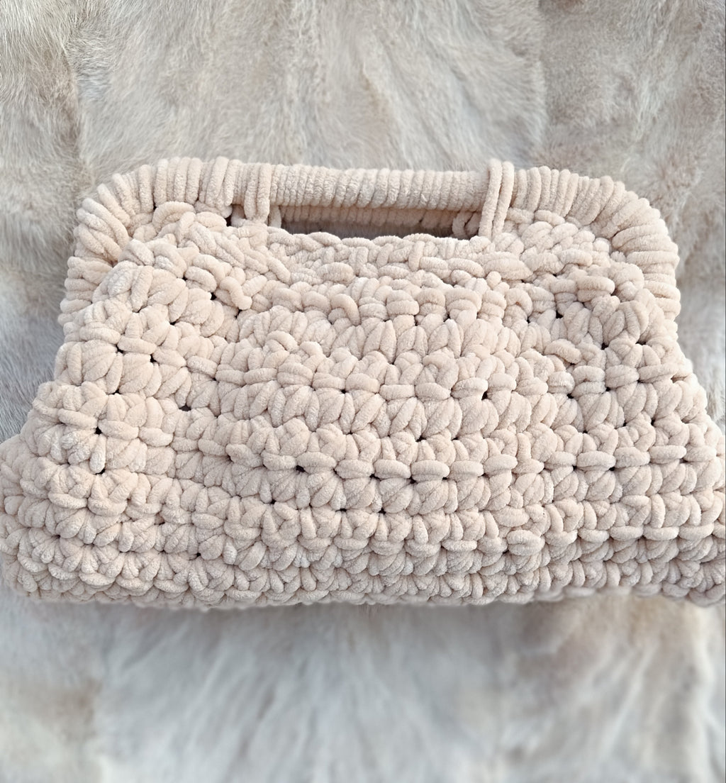 Clutch Viana arena